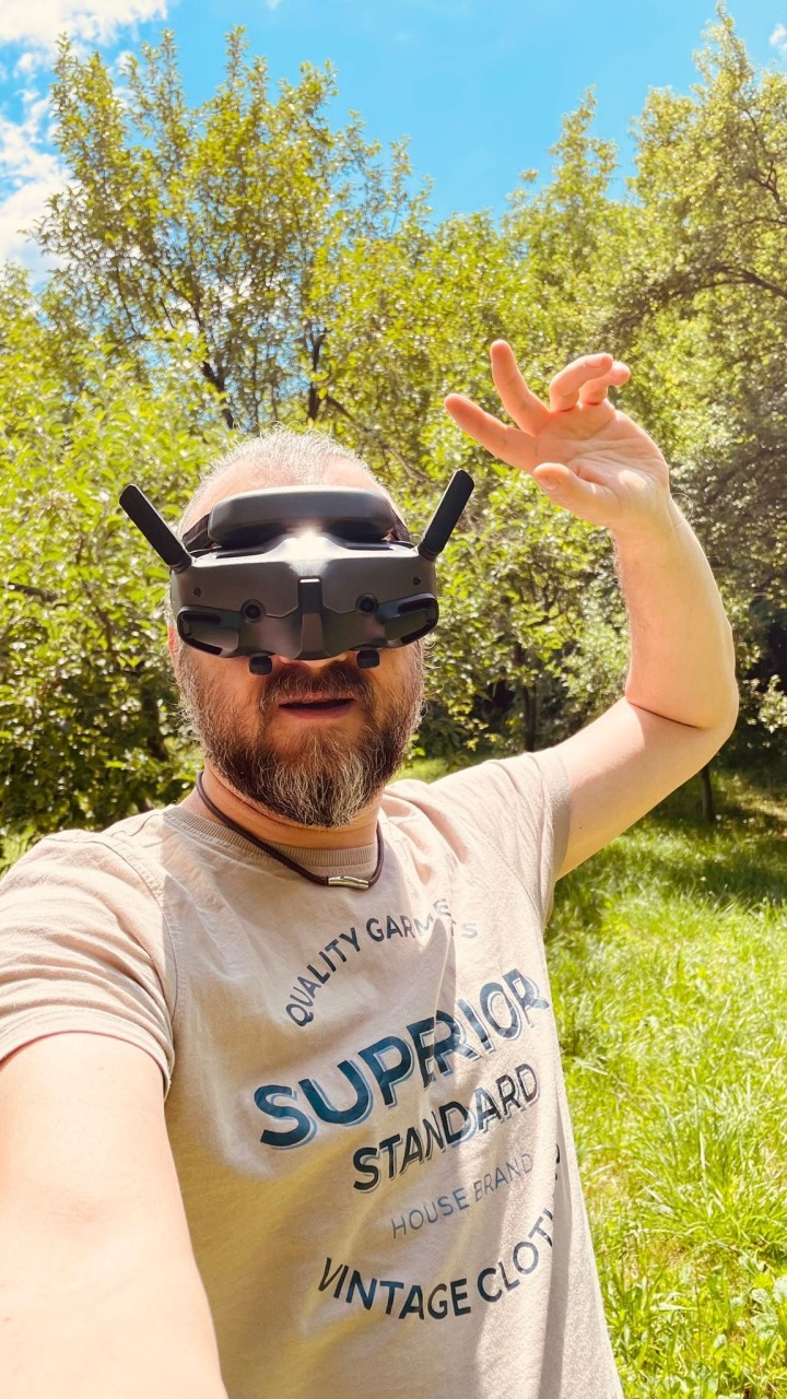 a9c7d142-0a92-46b7-b715-a7eb50146375