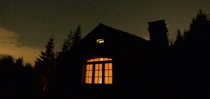 house exterior at night with starry sky