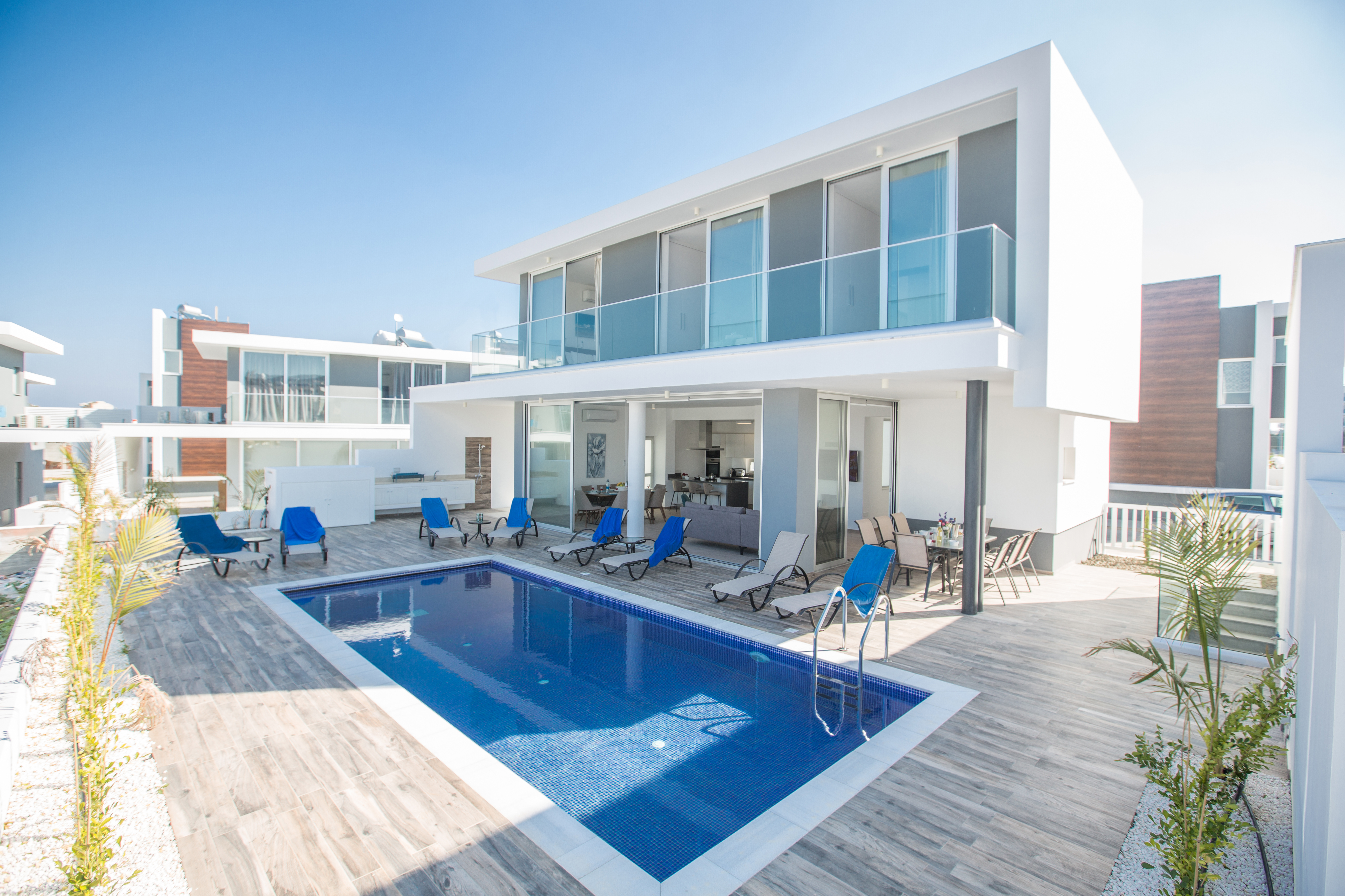 Villa Prol17, Exquisite 5bdr Villa With Pool, Close To Fig Tree Bay Beach - Protaras