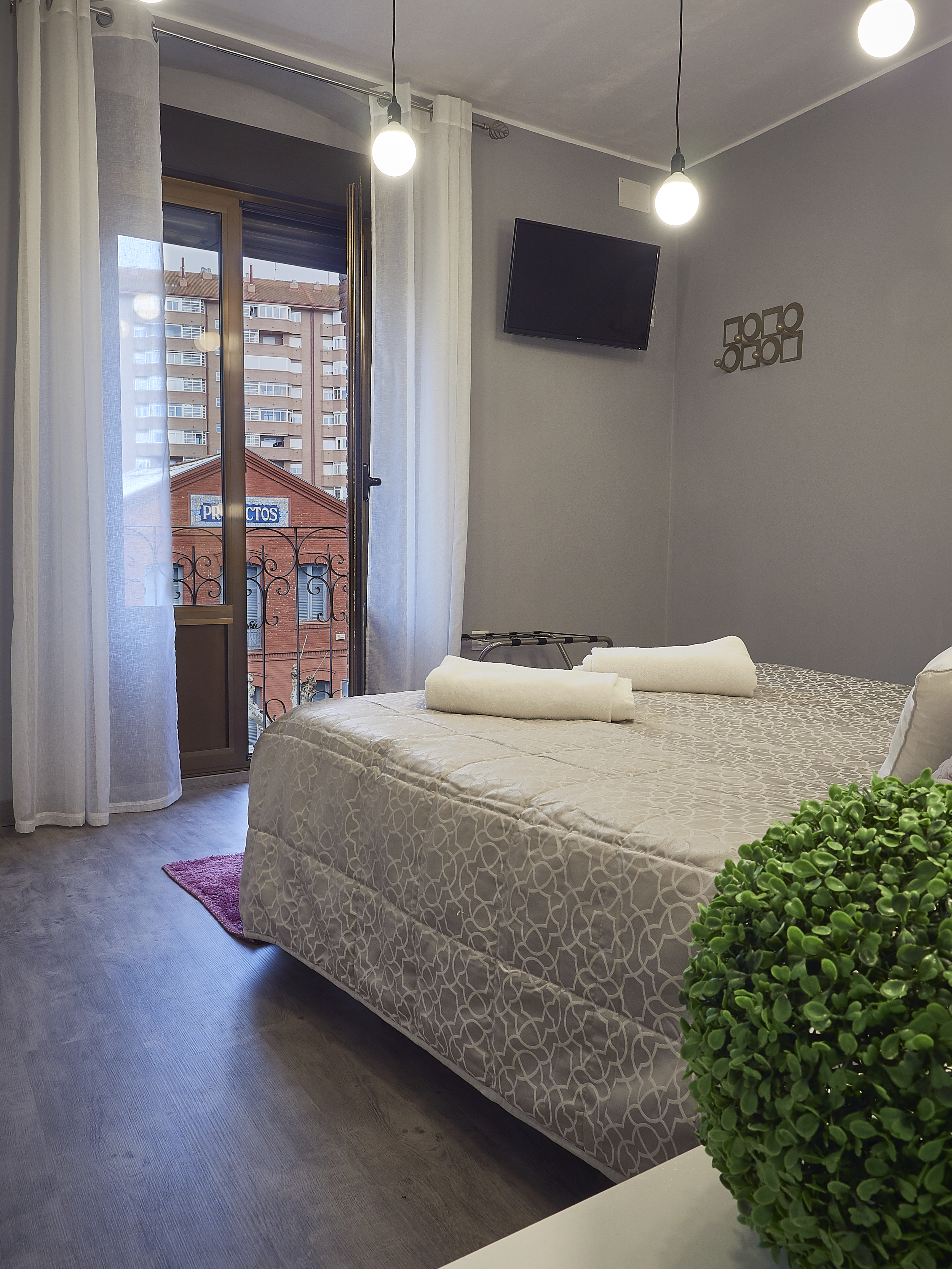Wohnung im Oktober 2018 komplett renoviert