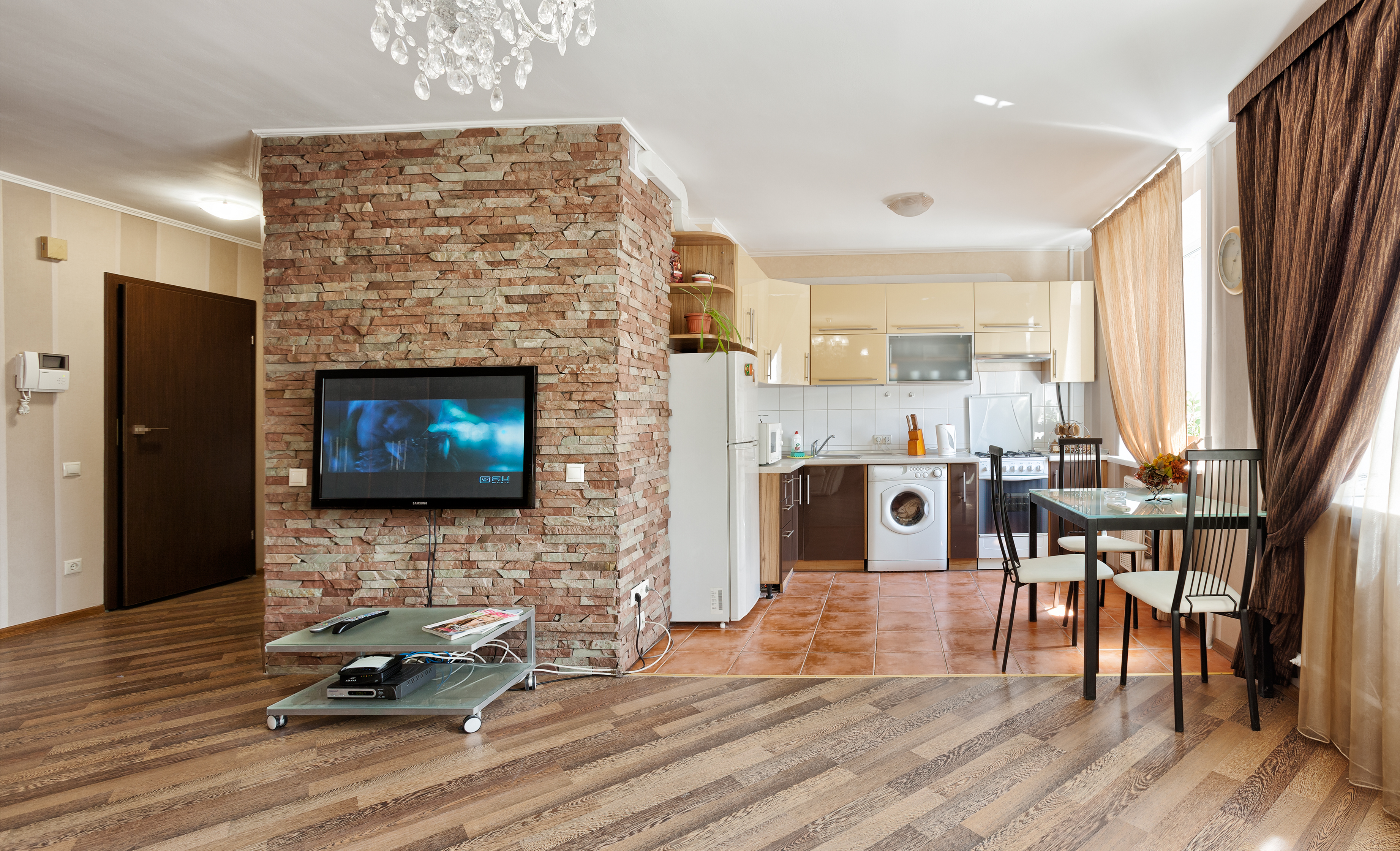 City Center Apartment Basseinaya 11