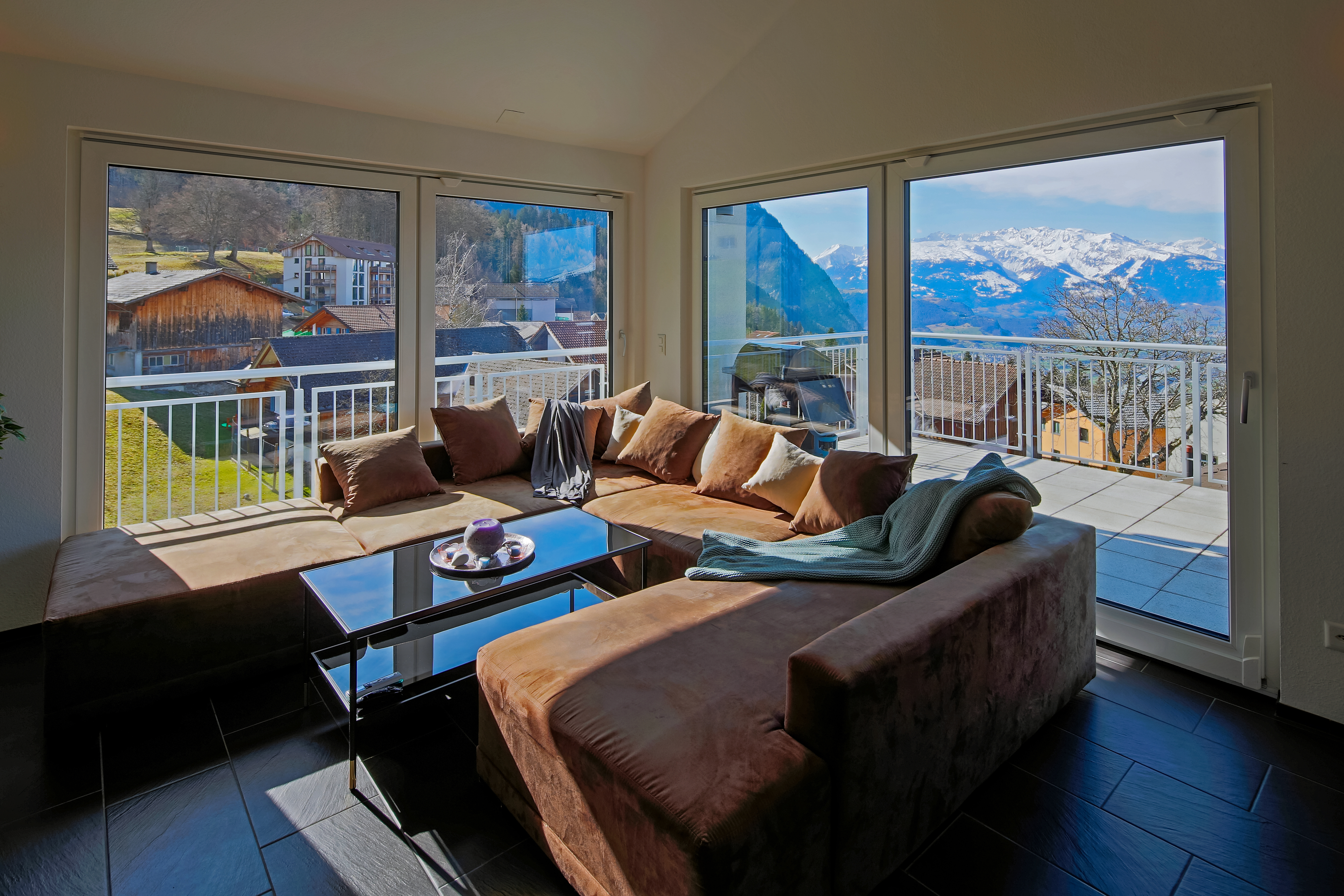 Moderne und gemutliche 5 Zimmer Dachwohnung mit ub
