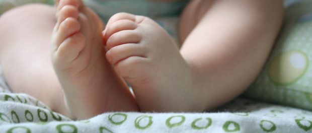 ec30b7062bf51c3e81584d04ee44408be273e7d11cb8174993f4_640_motherhood