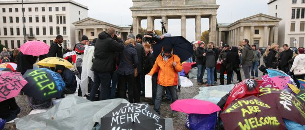 10289500065_9d3f57d404_b_fluechtlinge-berlin