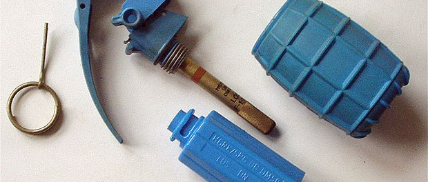 N-Handgranate1
