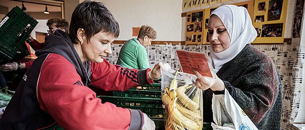 Tafeln-Kinderarmut-Jugendliche-Armut-1
