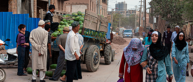China-Uiguren-Xinkian-Ostturkestan-Muslime-Straßenszene