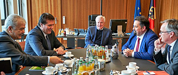 Hanau-BMI-Politik-Seehofer-Mazyek-Altug
