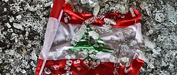 Libanon-Symbolbild-Fahne-Splitter
