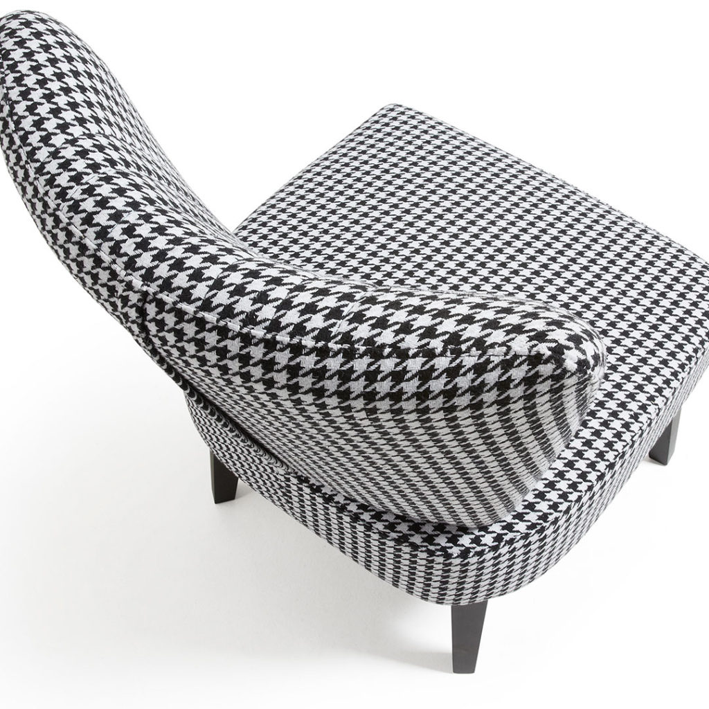 Le meuble vedette en pied-de-poule Kavehome