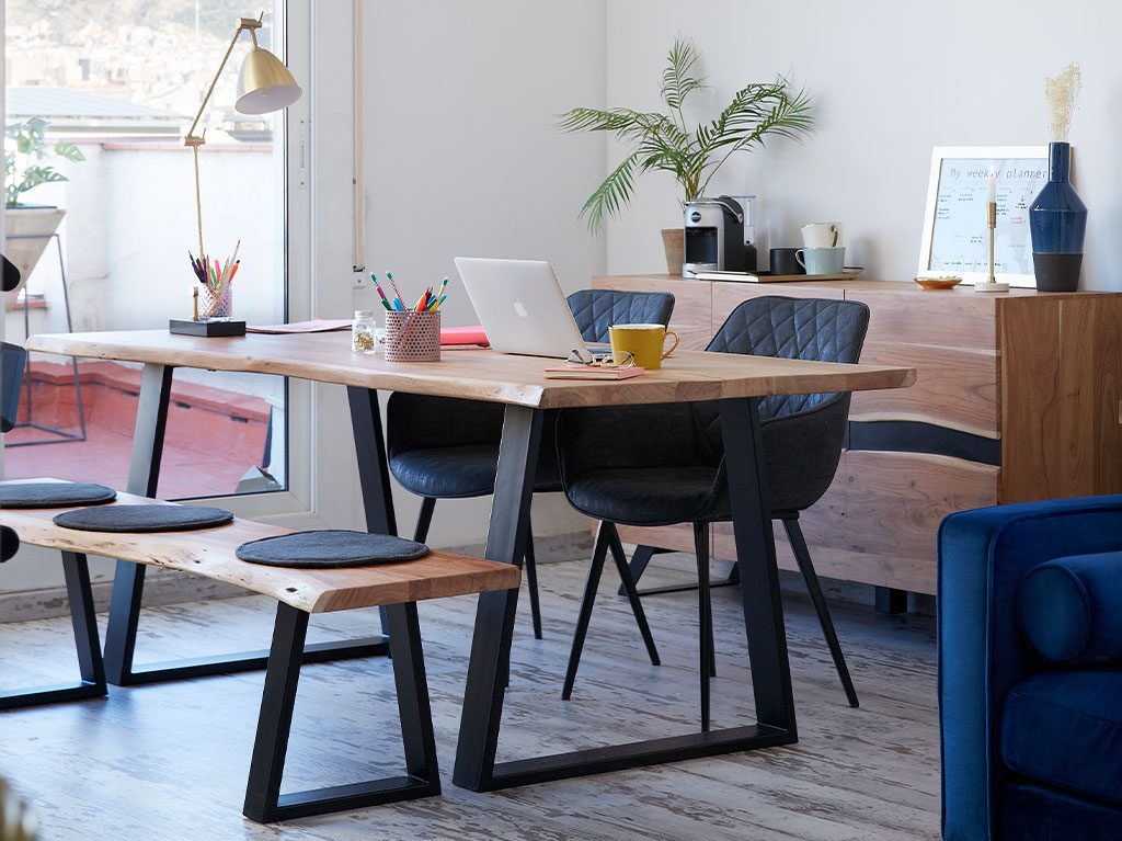 interiorismo-diseño-mesa-silla-comoda-salon-decoracion-consola-estudio