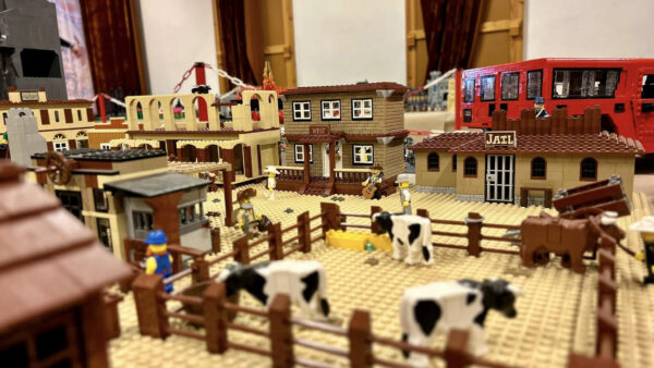 Kockabarátok – Lego kiállítás és játszóház