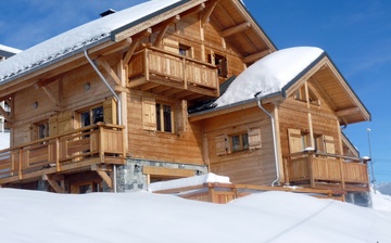 Chalet Le Jardin d'Hiver · Ihr Chalet in La Toussuire / Skigebiet Les Sybelles · Chalet Aussenansicht Chalet Le Jardin d'Hiver · Ihr Chalet in La Toussuire / Skigebiet Les Sybelles · Chalet Aussenansicht