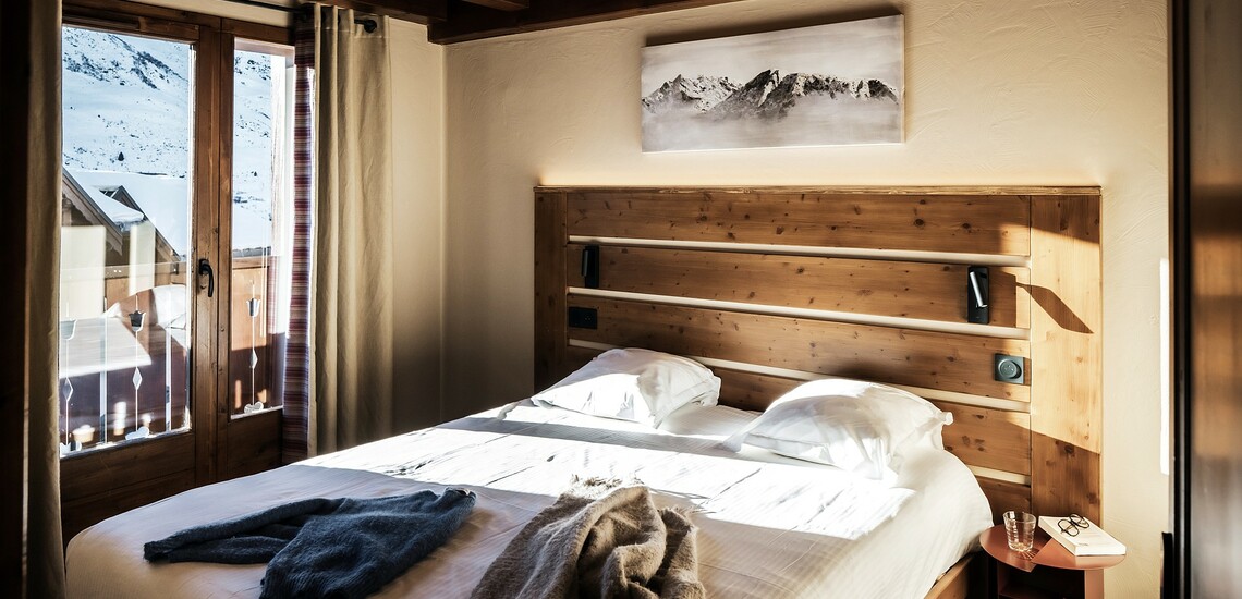 SCHLAFZIMMER ∙ Montagnettes - Le Hameau de la Sapiniere ∙ Les Menuires ∙ Ferienwohnungen ∙ Skireisen / Skiurlaub im Skigebiet Les 3 Vallees / Trois Vallees, französische Alpen, Frankreich.