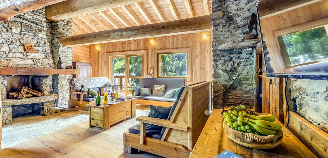 CHALETS TIGNES · CHALET LO SOLI: - Ihr Chalet direkt in Tignes-Les-Brevieres. Skiurlaub im Skigebiet vom Tignes und Val d'Isere.