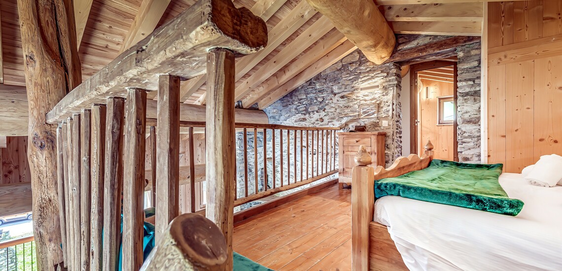 CHALETS TIGNES · CHALET LO SOLI: - Ihr Chalet direkt in Tignes-Les-Brevieres. Skiurlaub im Skigebiet vom Tignes und Val d'Isere.