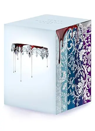 Red Queen 10th Anniversary Deluxe 5-book Box Set with stenciled edges: Red Queen, Glass Sword, King's Cage, War Storm, Broken Throne