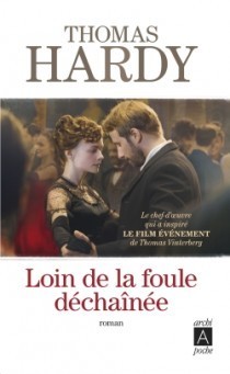 Loin de la foule déchainée
