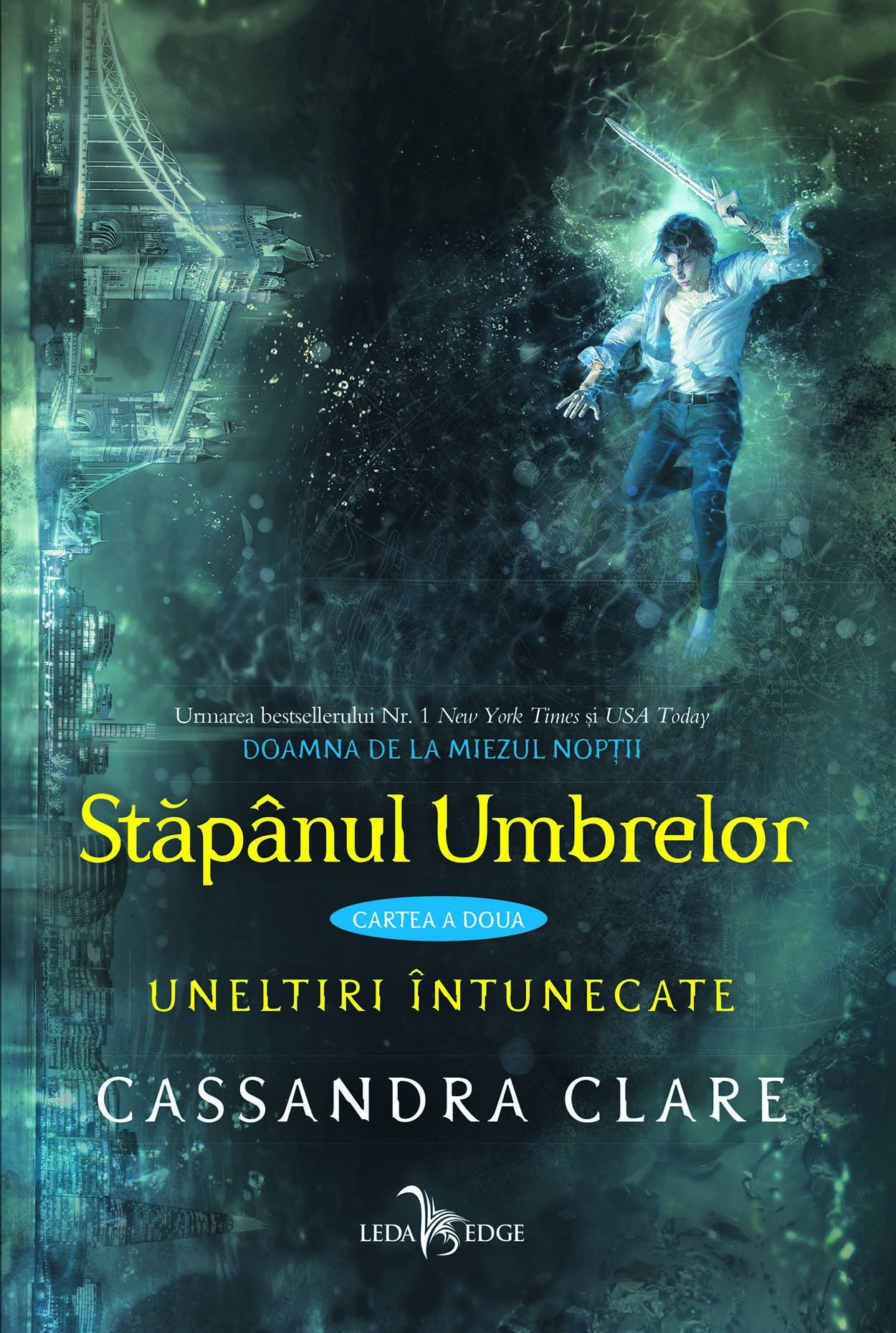 Stăpânul umbrelor