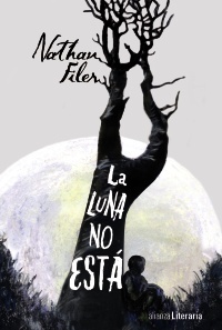 La luna no está