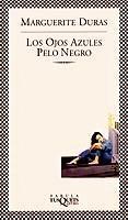 Los ojos azules pelo negro