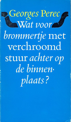 Wat voor brommertje met verchroomd stuur achter op de binnenplaats?