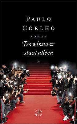 De winnaar staat alleen