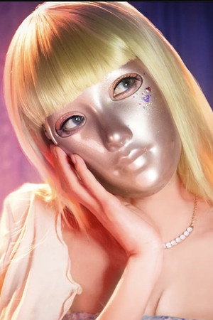 Mask Girl