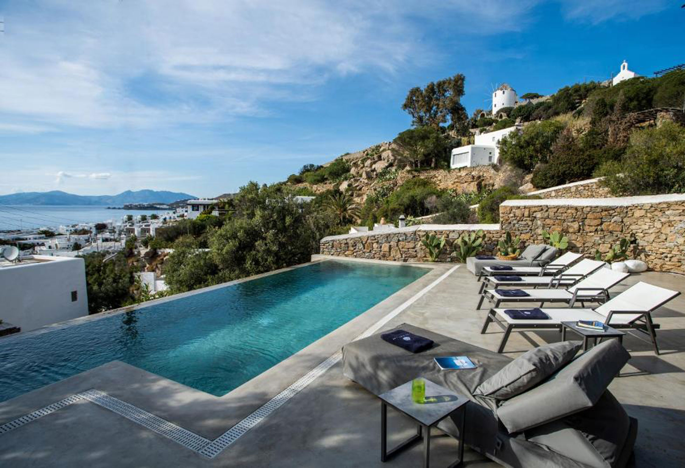 Mykonos Villa Roxanne jumbotron image