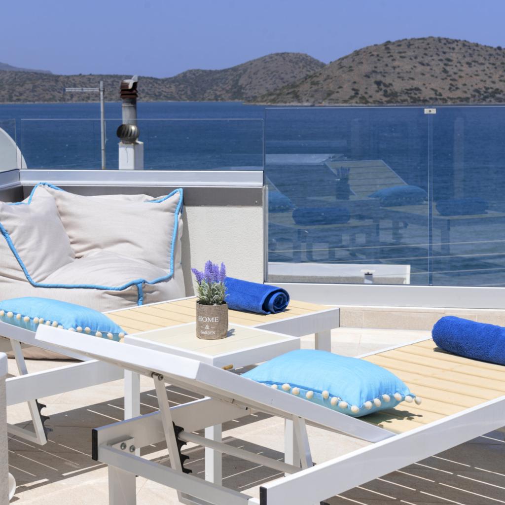 Junior Suite with outdoor Jetted Tub SV (Penelope Cleo Aphrodite Seleni)