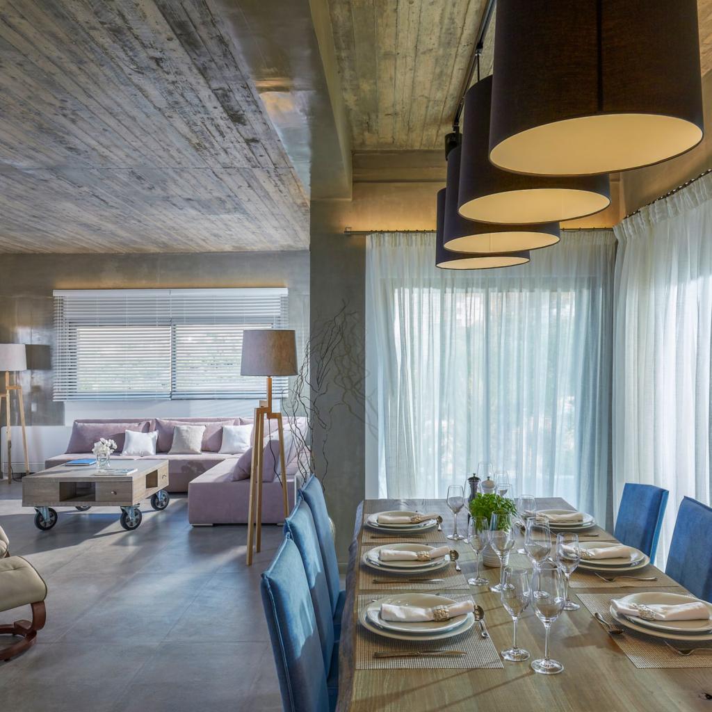 Open Plan living room and kitchen