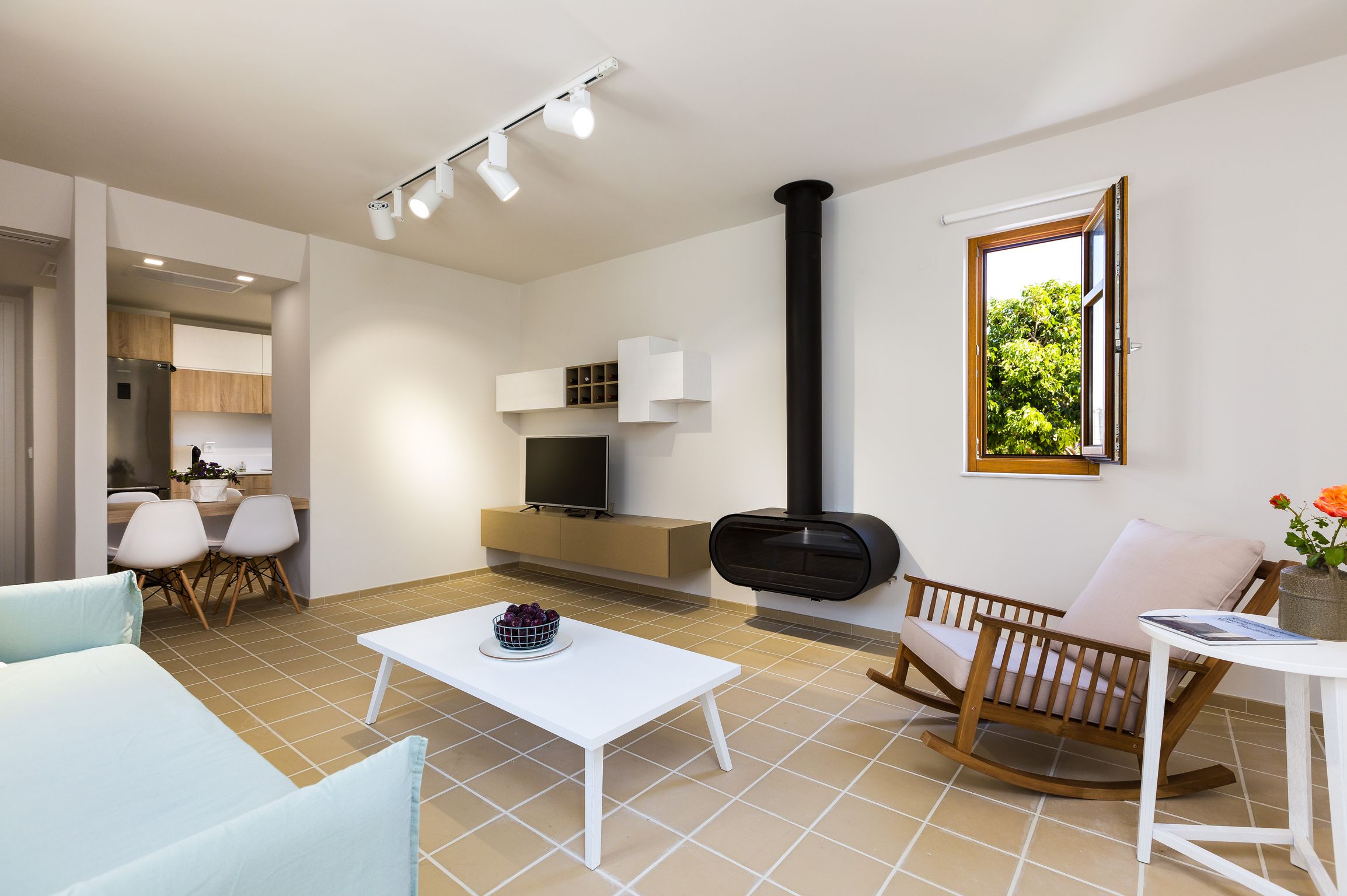 DAFNI - Luxuriöse Design-Residenz mit großzügigem Privatbalkon/ Olivenhainen und erstklassigem Gartenblick.