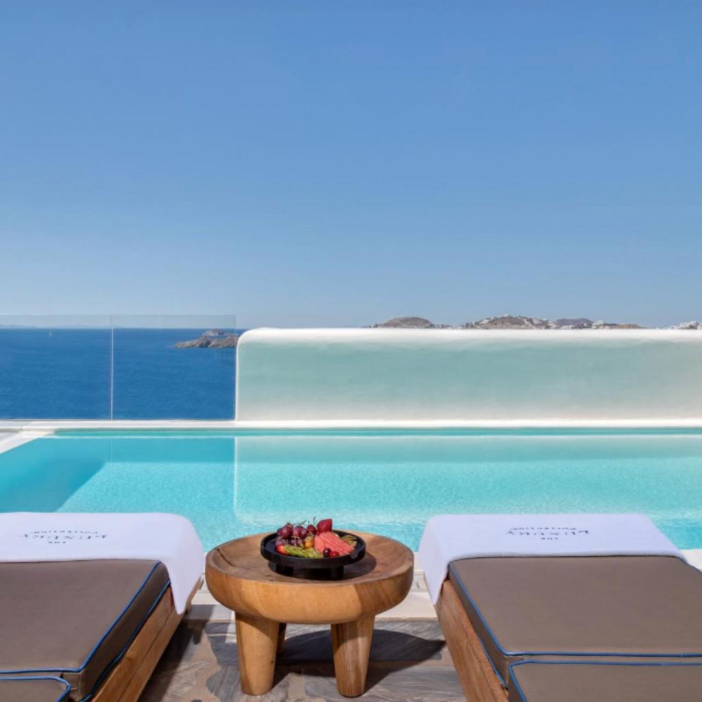 Sapphire at Santa Marina