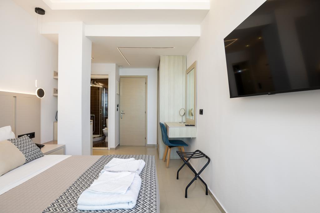 Album Image  #136680