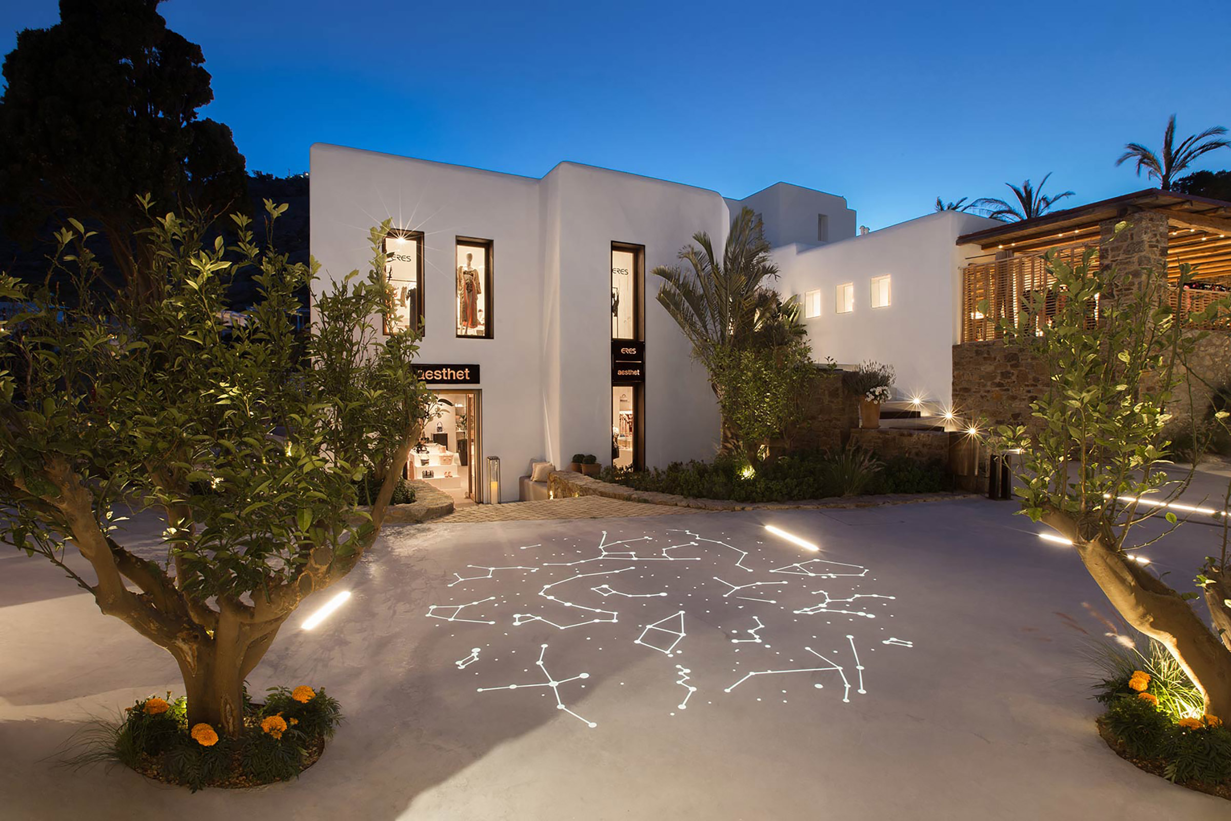 With everything you need for your vacation, from beautiful beachwear and resort wear, unique handmade bags, sandals and accessories, to exclusive fashion and fine jewelry, the Aesthet boutique will be the highlight of your Mykonian shopping experience. - Secondary Image