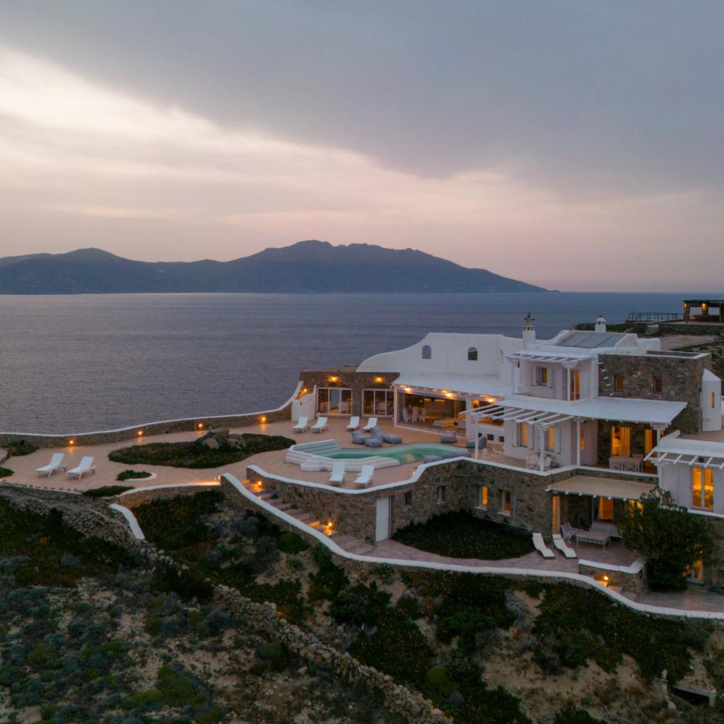 Mykonos Villa Clifftop 270