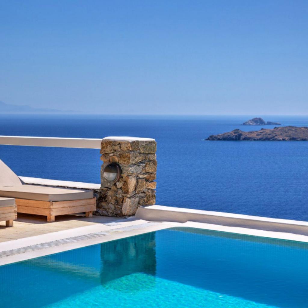 Diamond At Santa Marina