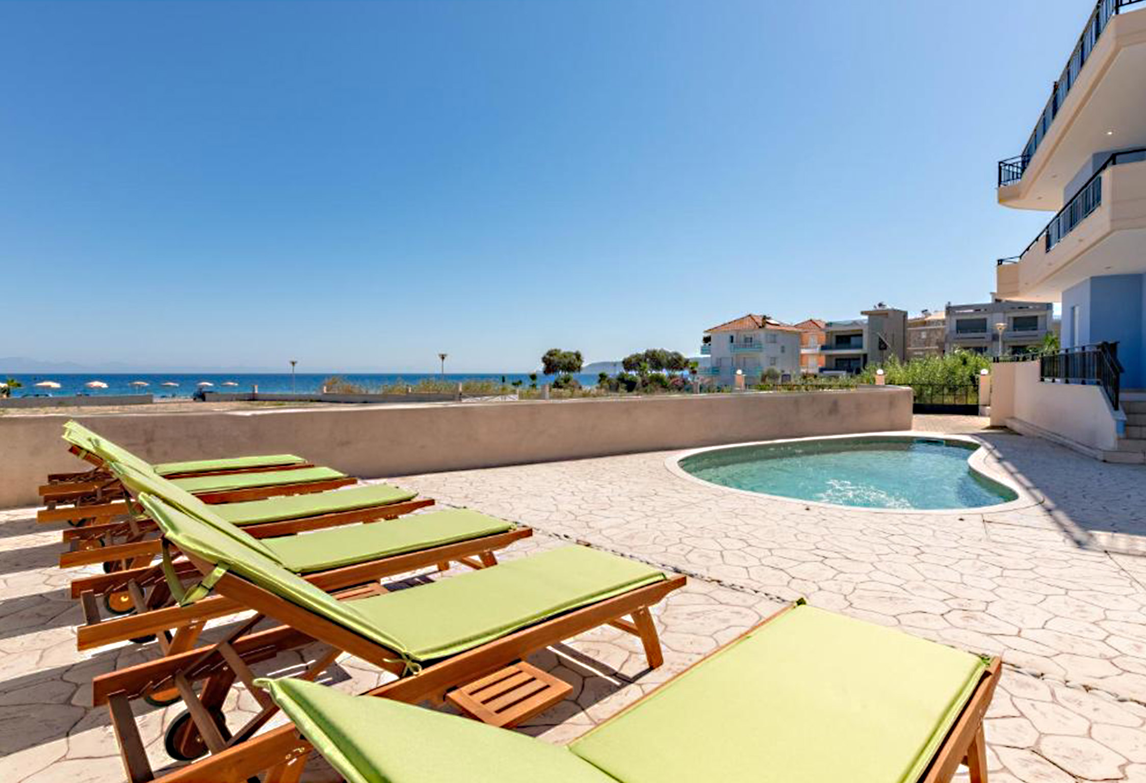 Rhodes Suite White & Blue jumbotron image