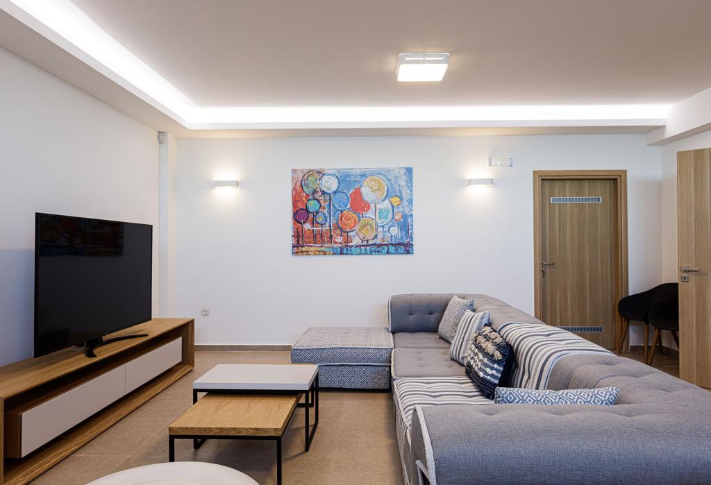 Villa Tina Game Room Manuals