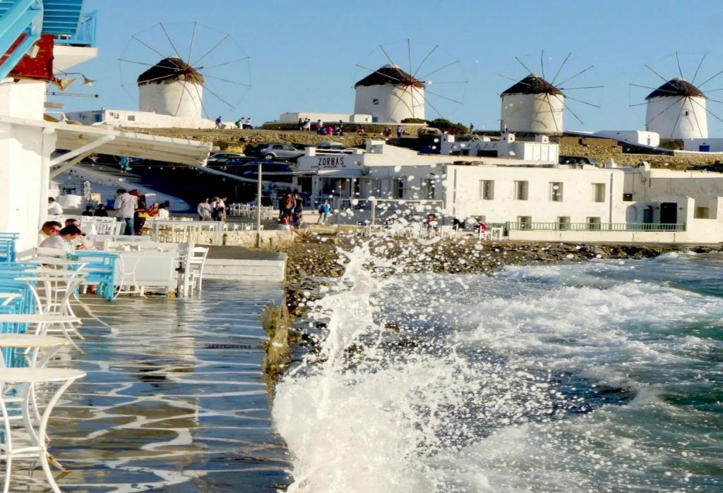 The best sights and the most popular attractions of the island