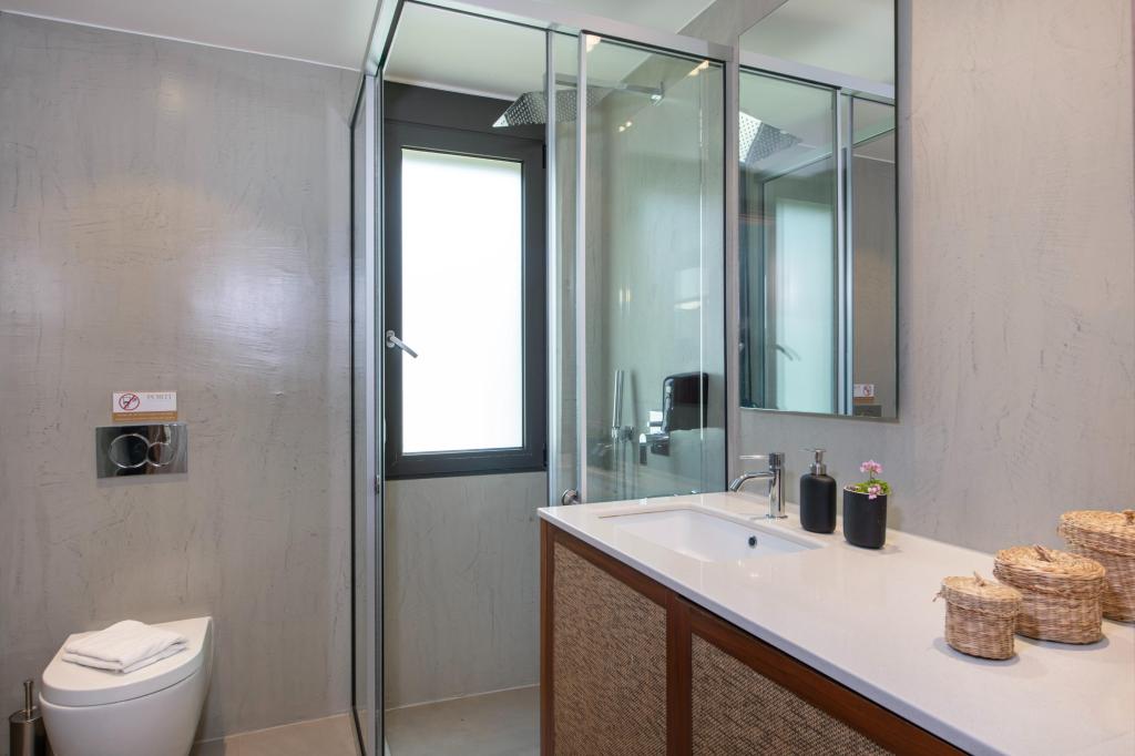 Album Image  #127402