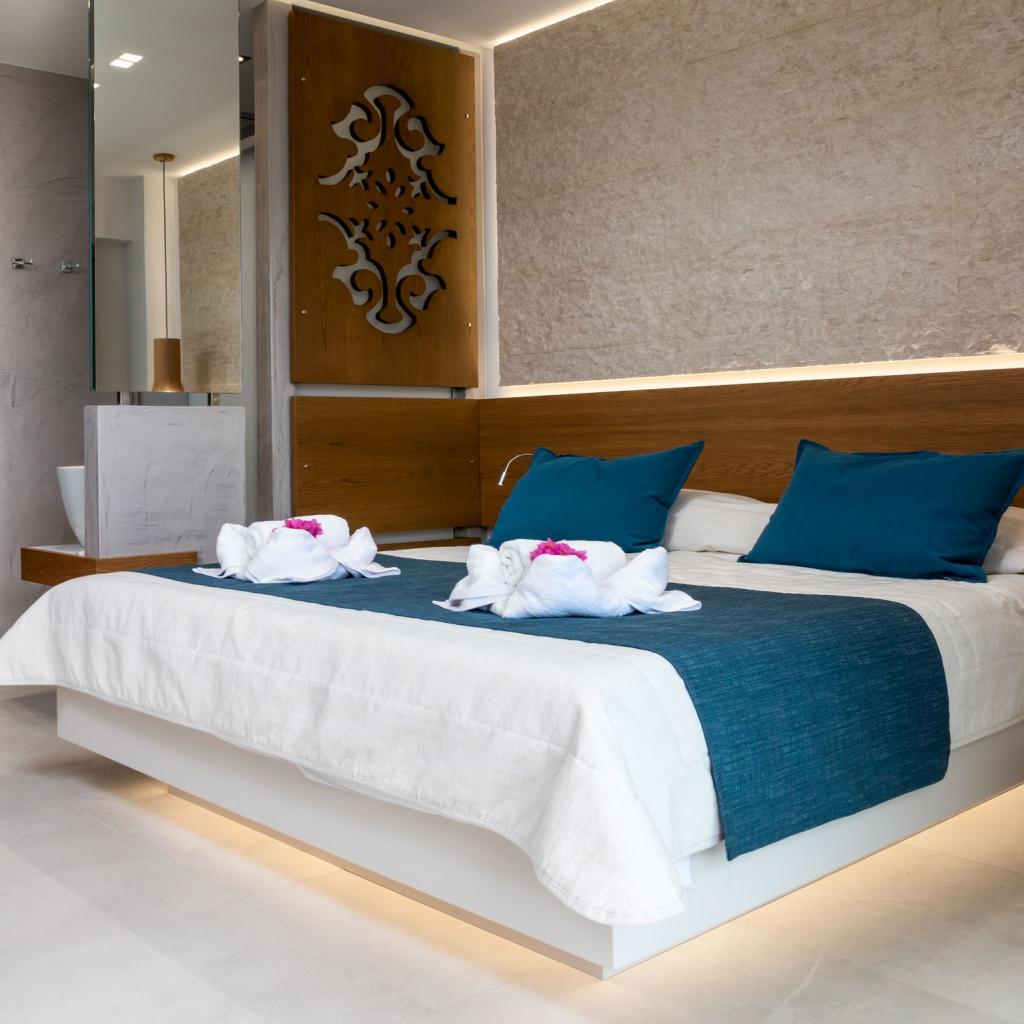 Deluxe Double Room with Sea View
