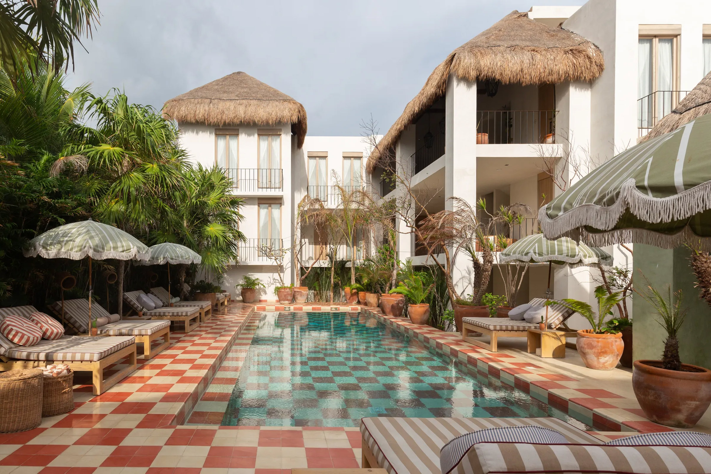 Panamera Hotel, located in the very centre of the lively town, just a stone’s throw away from the most famous bars and restaurants, is the ideal choice for those seeking for a stylish accommodation plan that can present them with the freedom to sip their amazing mezcal cocktails and sample their favourite food without a second thought in the world. - Secondary Image