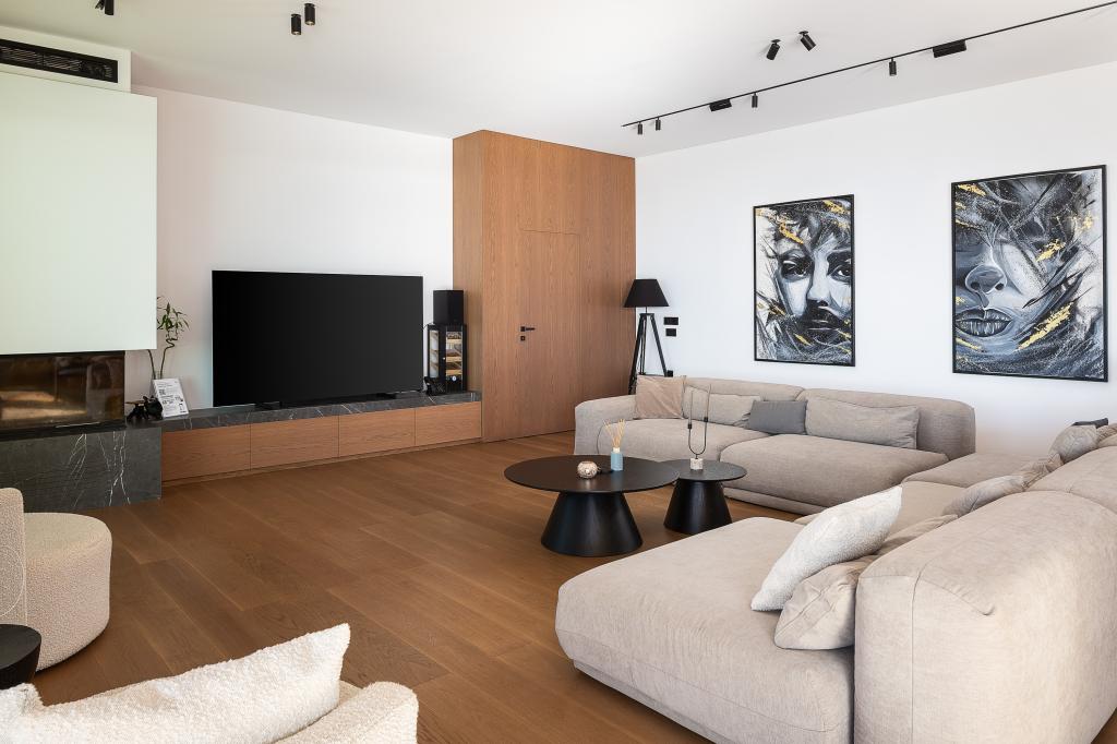 Album Image  #132757