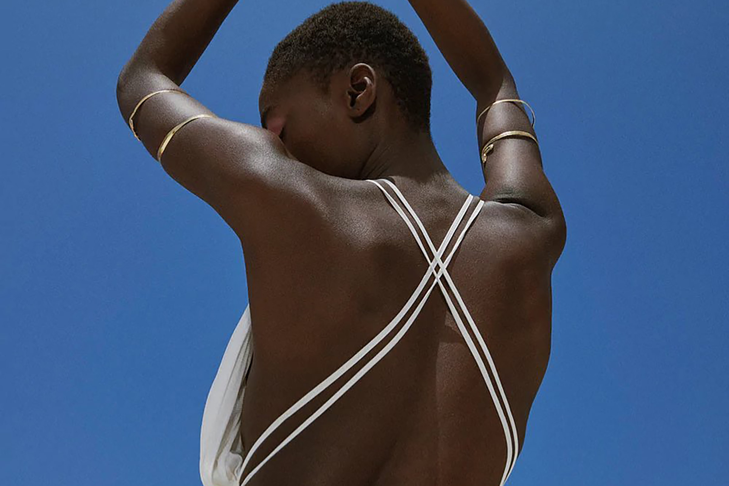 Founded by former Vogue Hellas Editor-in-Chief Elena Makri, Elena Makri Mykonos is dedicated to a luxurious resort living lifestyle uniquely inspired by the islands of Mykonos and Delos, a modern interpretation of the timeless Greek qualities of simplicity, harmony and high quality, reflected in the designs and the jewelry that adorns them. - Secondary Image