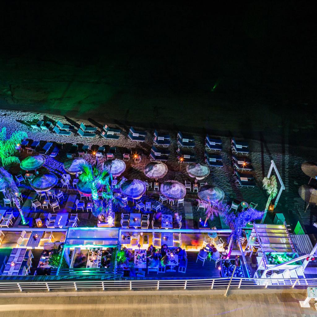 Kahlua Premium Beach Bar