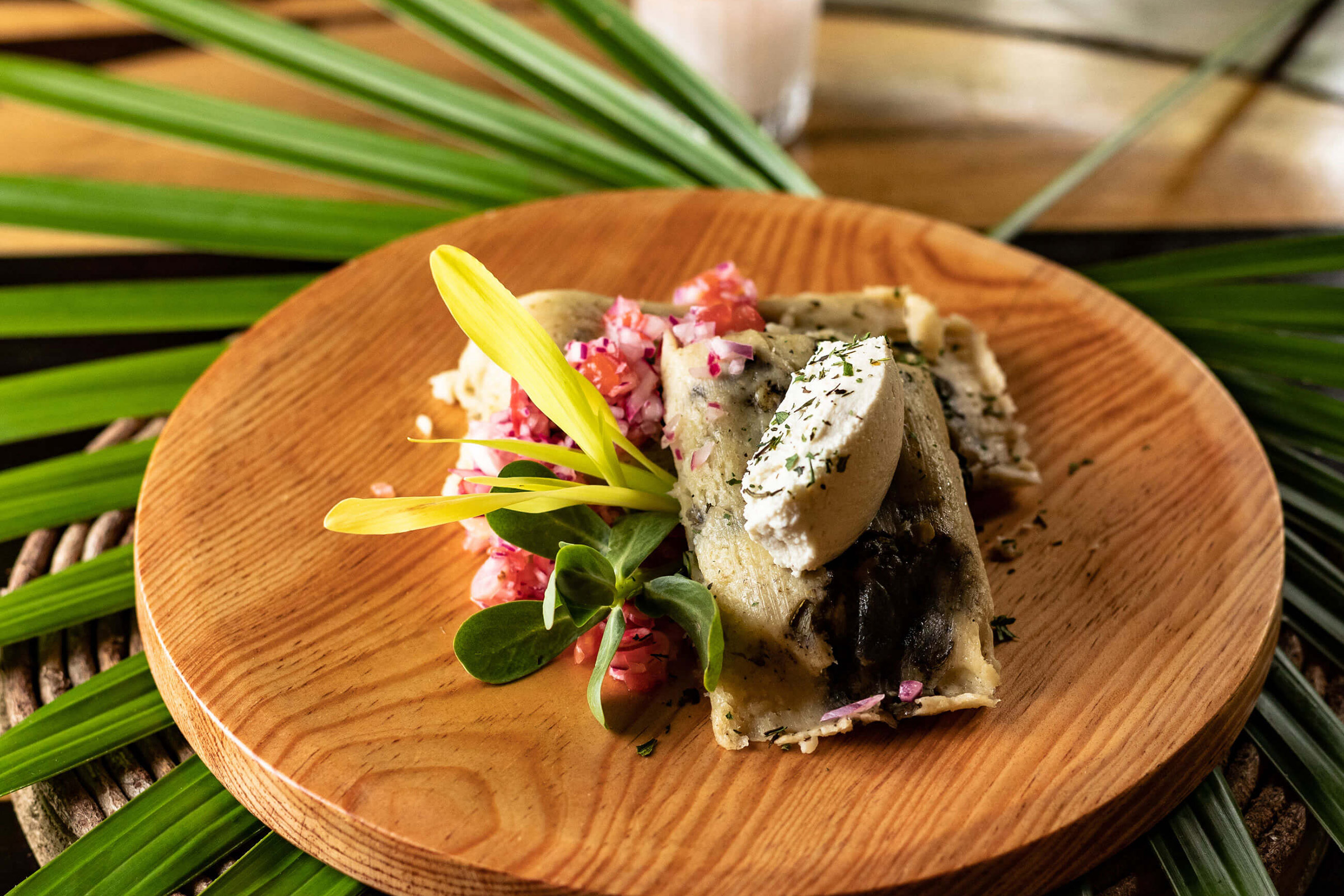 Focusing on presenting its guests with dishes that speak to all five senses, Kin Toh brings together techniques, ways and ingredients from the local culinary tradition with international elements and contemporary methods. - Secondary Image