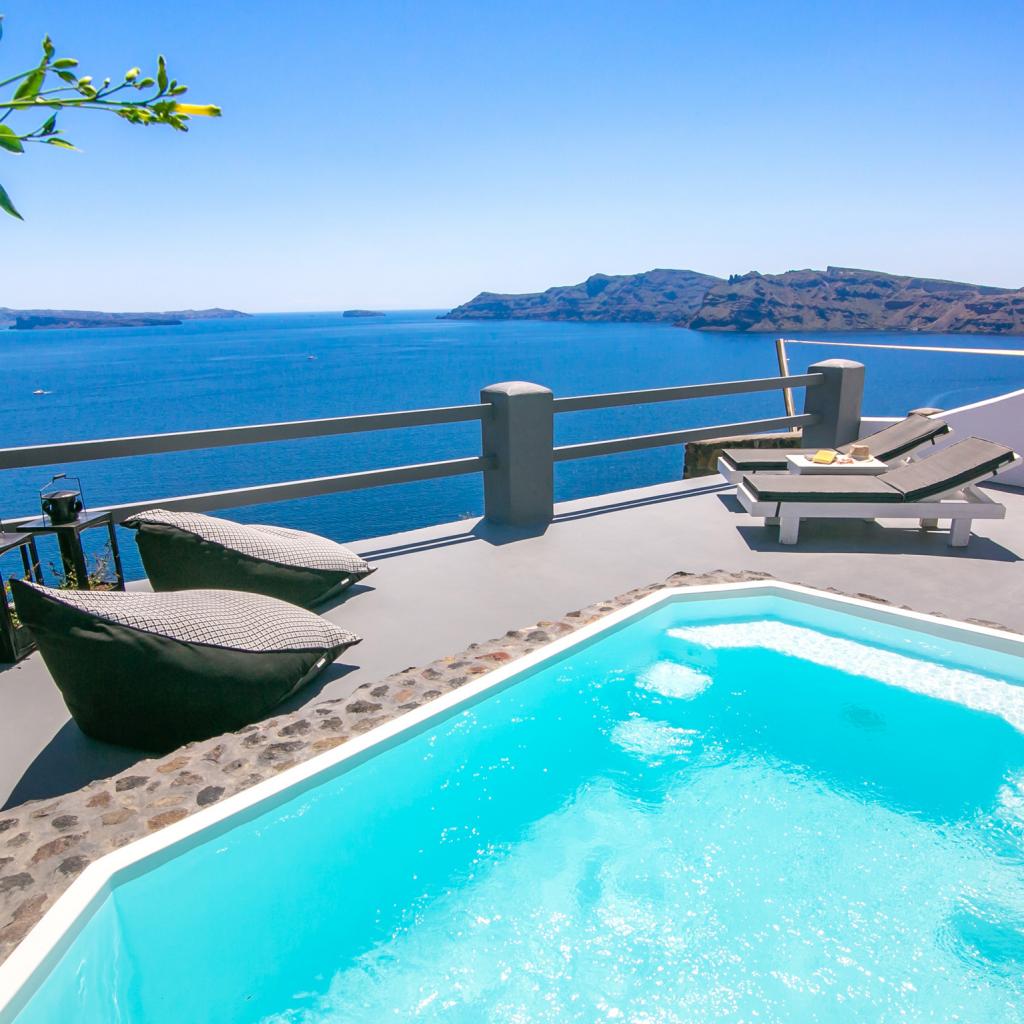 Santorini Villa Thais Hidden