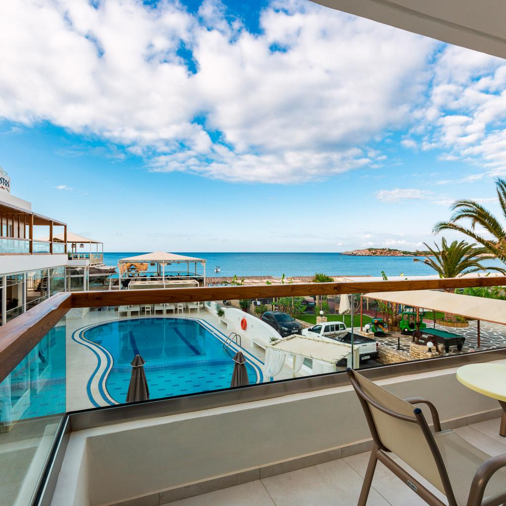 Standard Room with Sea View