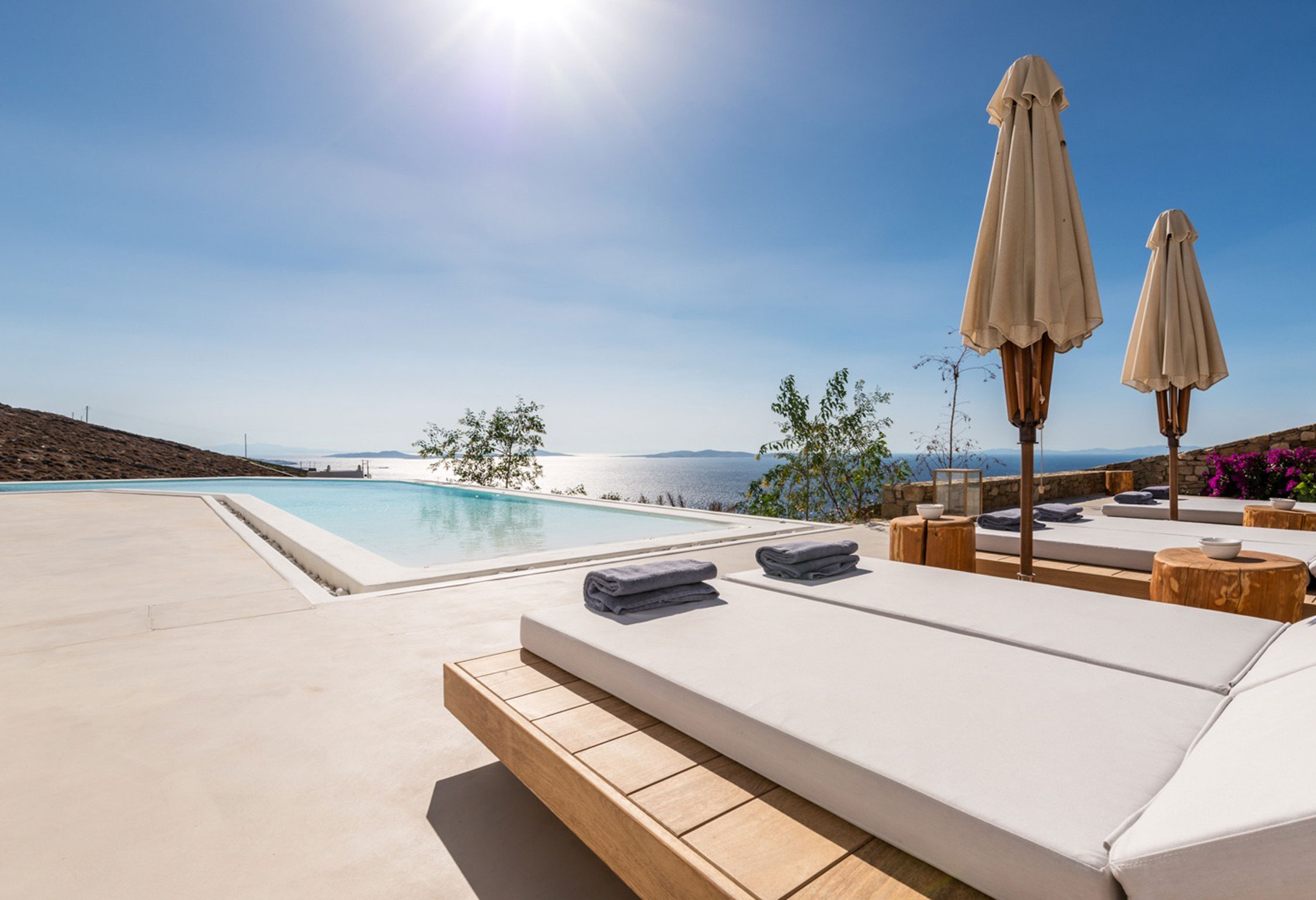 Mykonos VIP Villa White jumbotron image